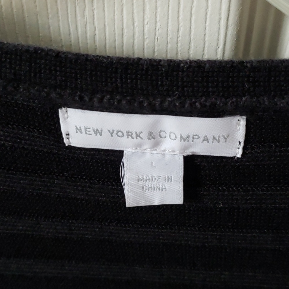Sweater - Picture 3 of 3
